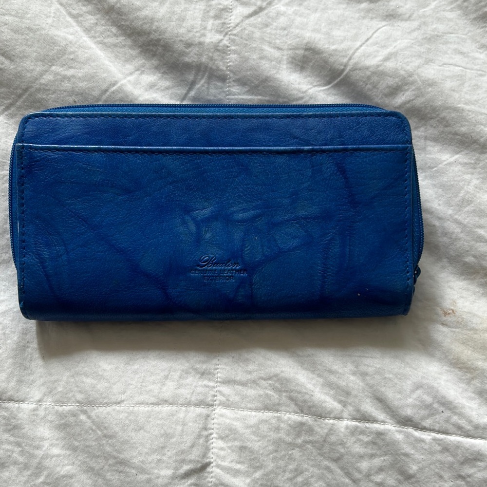 Buxton leather wallet